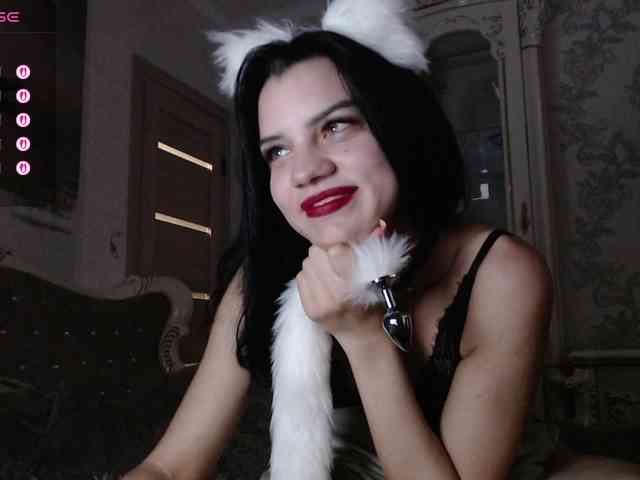 AlinaLisa69 webcam