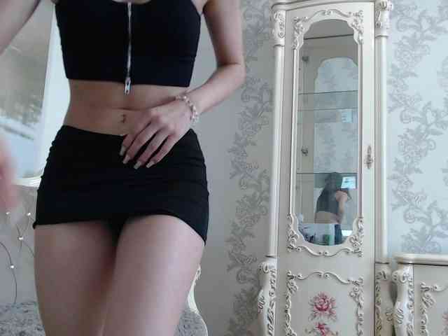 nude webcam chatroom AlinaLisa69