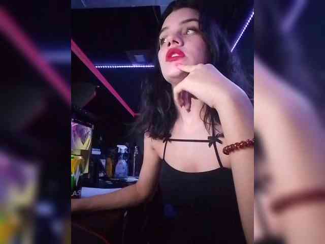 AlinaLisa69 webcam