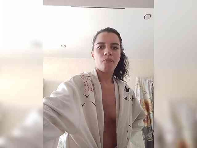 chat with online AlinaLisa69