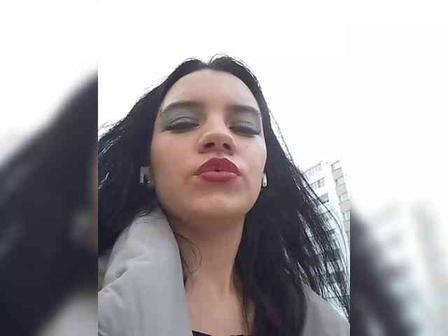 AlinaLisa69 webcam