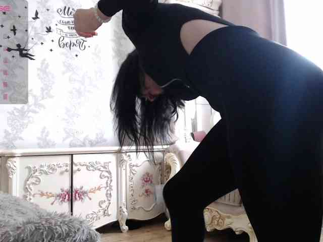 AlinaLisa69 webcam