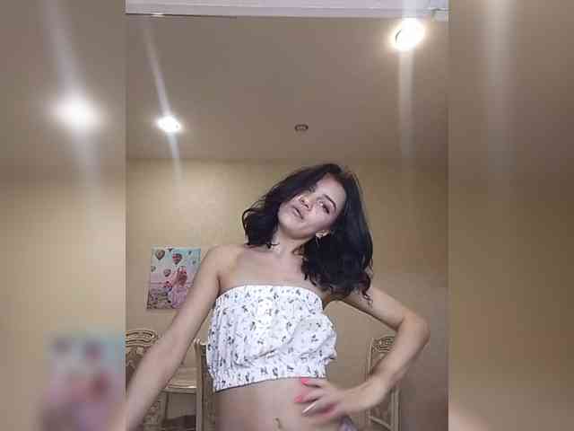 AlinaLisa69 webcam