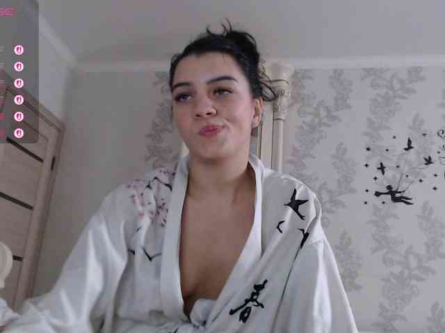 AlinaLisa69 webcam