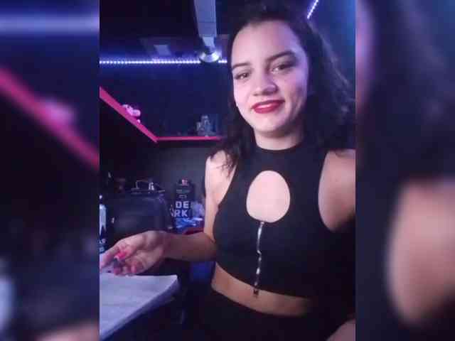 AlinaLisa69 webcam