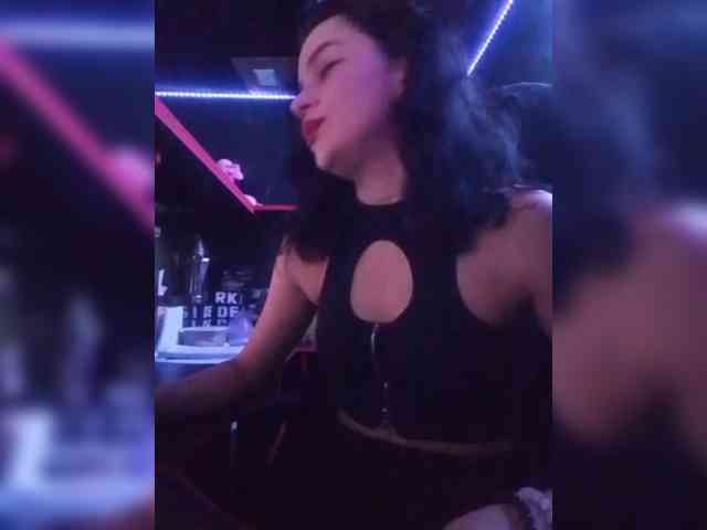 AlinaLisa69 webcam