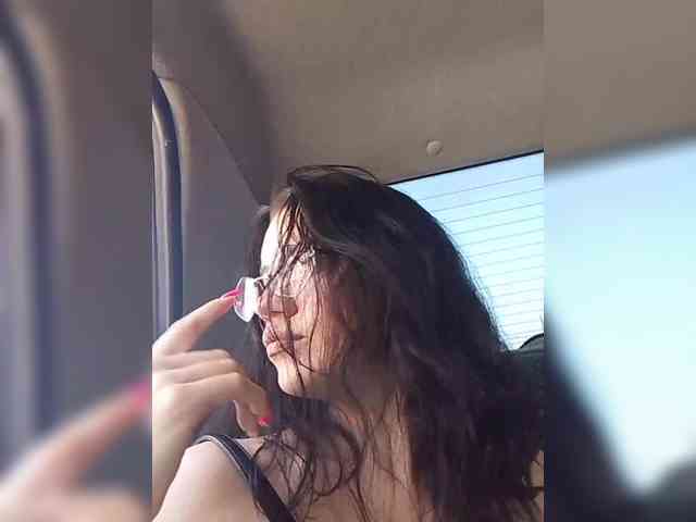 AlinaLisa69 webcam