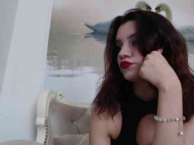 AlinaLisa69 webcam