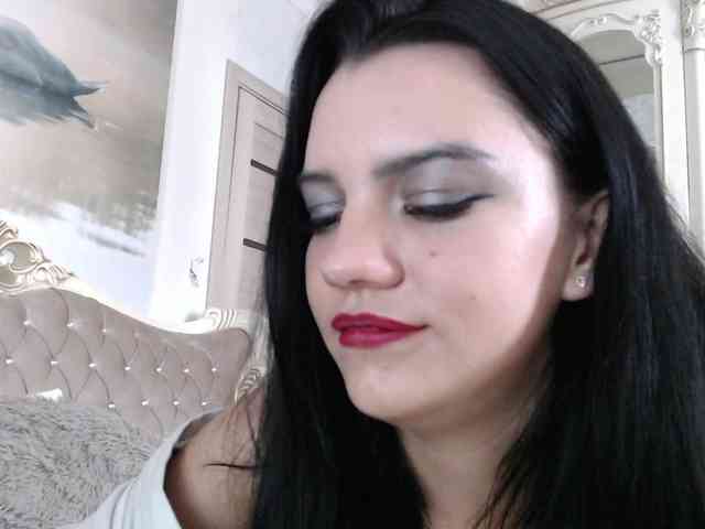 AlinaLisa69 webcam