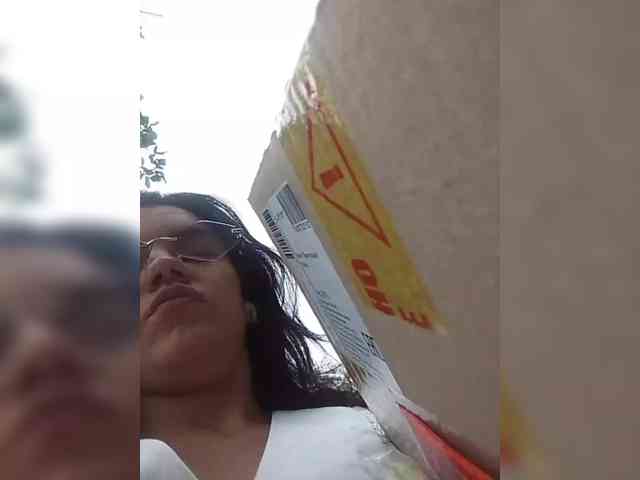 AlinaLisa69 webcam