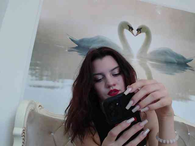 AlinaLisa69 webcam