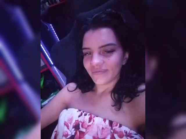 AlinaLisa69 webcam