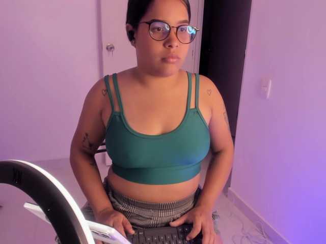 MadissonLewiis on BongaCams 