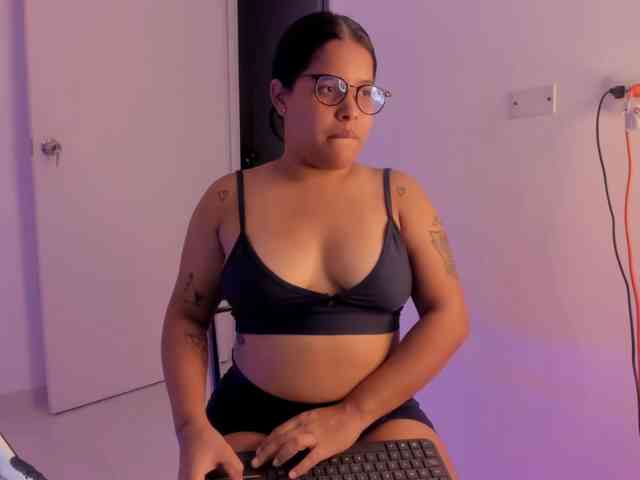 MadissonLewiis webcam