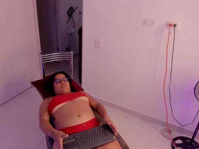 MadissonLewiis webcam