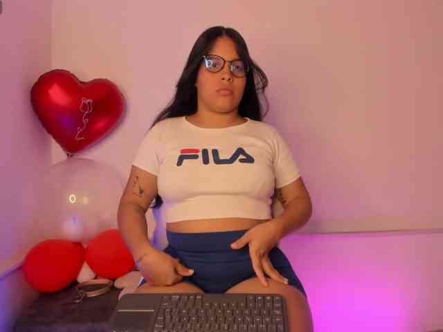 MadissonLewiis webcam