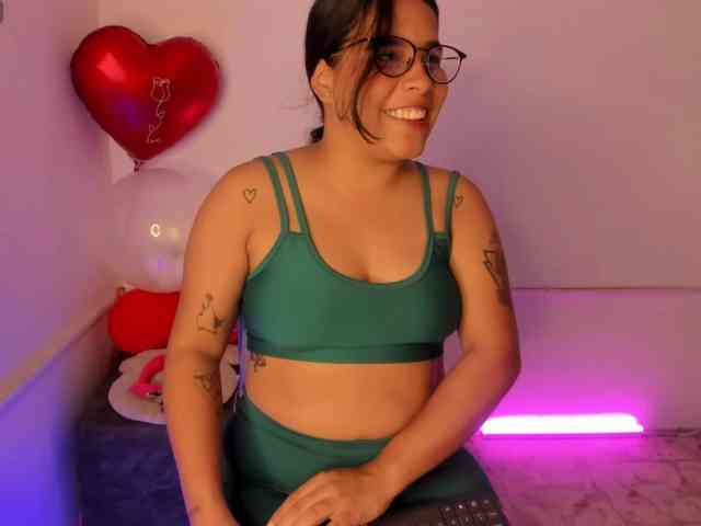 MadissonLewiis webcam