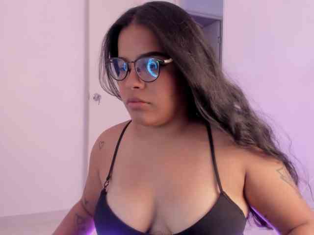 MadissonLewiis webcam