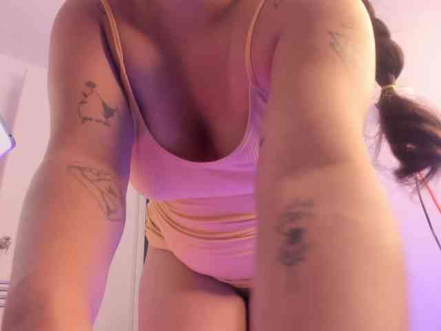 MadissonLewiis webcam