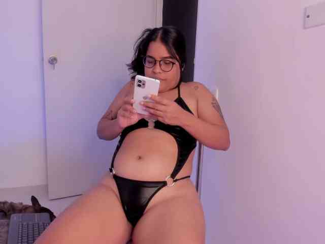 MadissonLewiis webcam