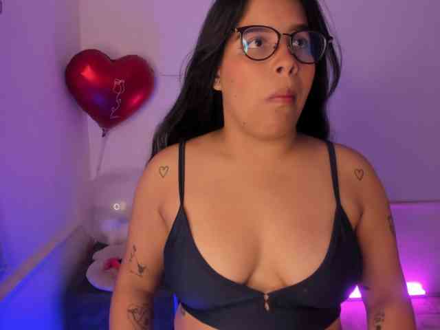 MadissonLewiis webcam