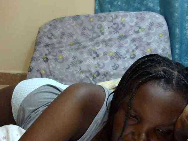 Sweet-mommy webcam