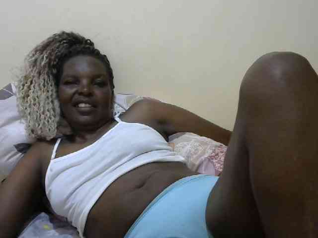 Sweet-mommy webcam