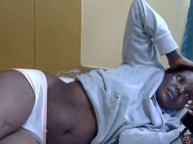 Sweet-mommy webcam