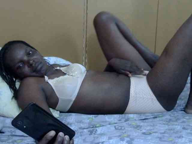 Sweet-mommy webcam