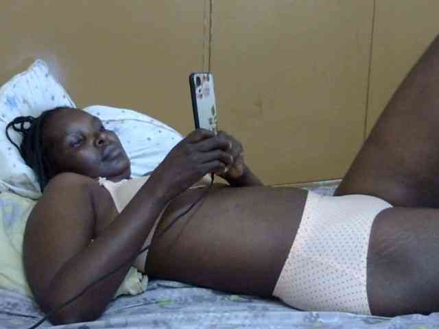 Sweet-mommy webcam