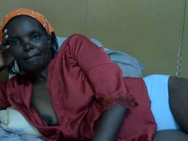 Sweet-mommy webcam