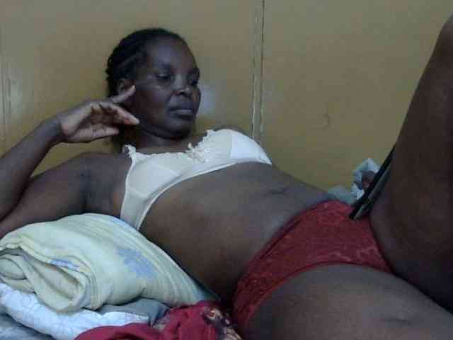 Sweet-mommy webcam