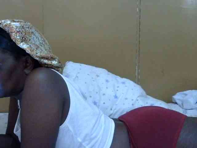 Sweet-mommy webcam