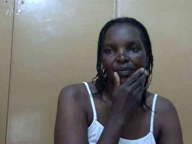 Sweet-mommy webcam