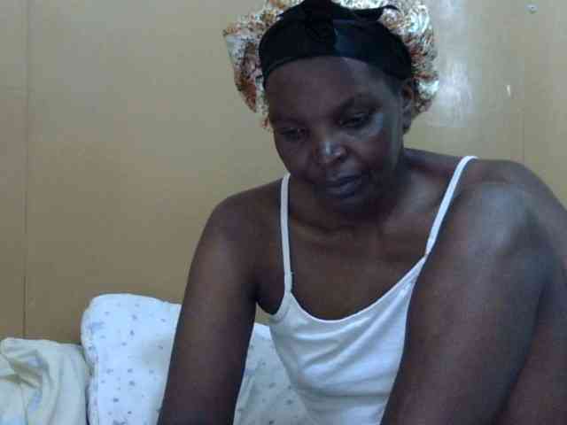 Sweet-mommy webcam
