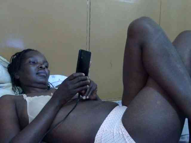 Sweet-mommy webcam