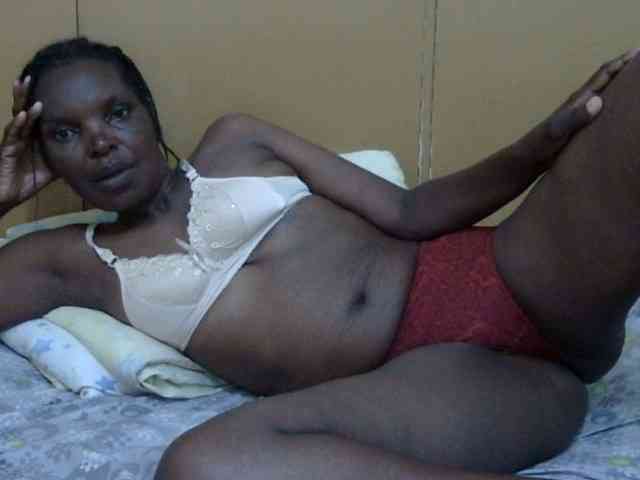 Sweet-mommy webcam