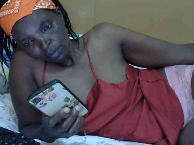 Sweet-mommy webcam