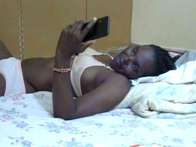 Sweet-mommy webcam