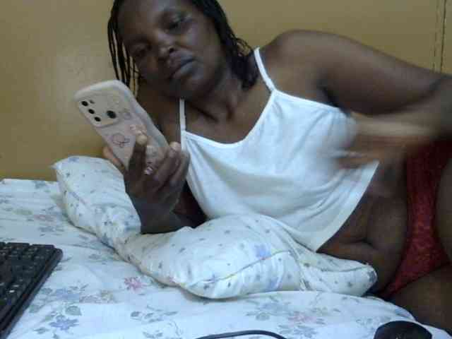 Sweet-mommy webcam