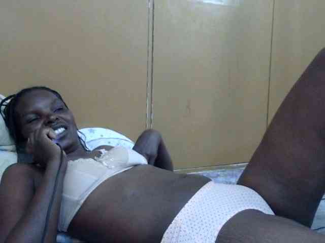 Sweet-mommy webcam