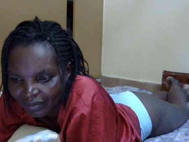 Sweet-mommy webcam