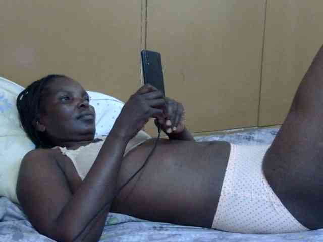 Sweet-mommy webcam