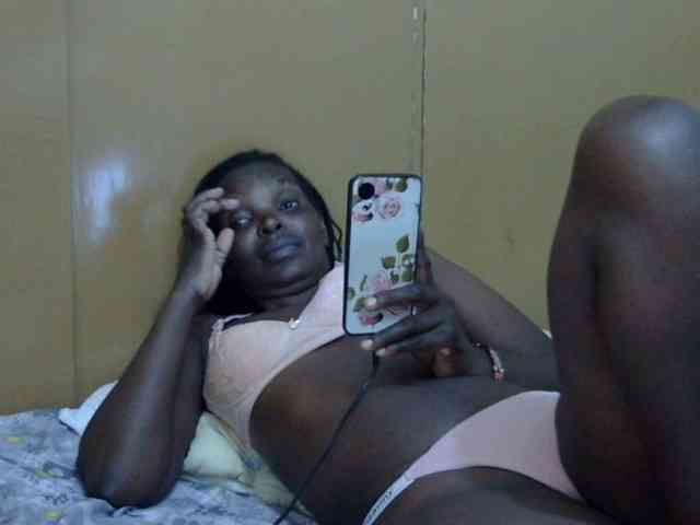 Sweet-mommy webcam