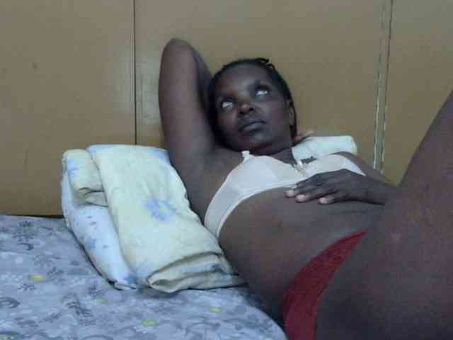 Sweet-mommy webcam