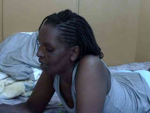 Sweet-mommy webcam