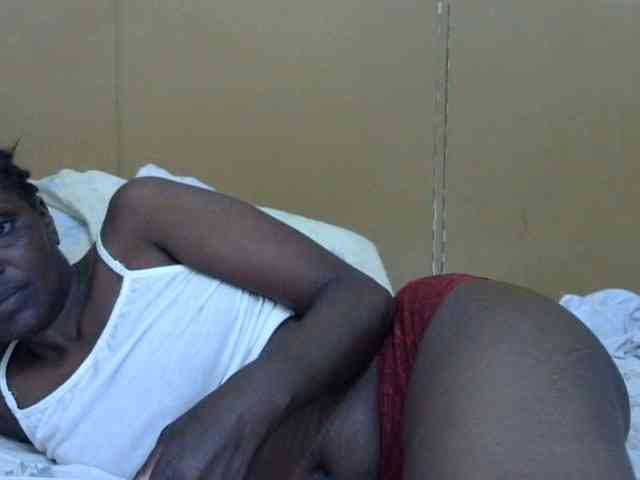 Sweet-mommy webcam