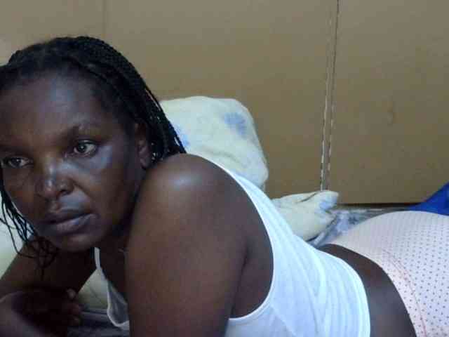 Sweet-mommy webcam