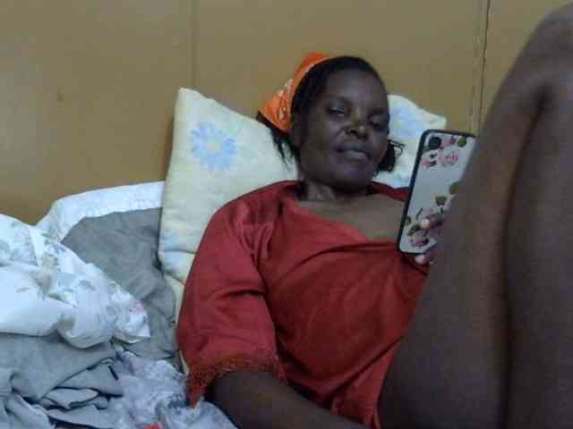 Sweet-mommy webcam