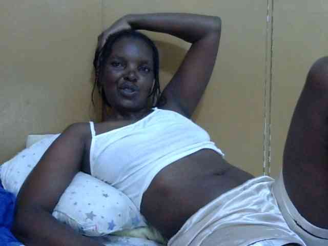 Sweet-mommy webcam